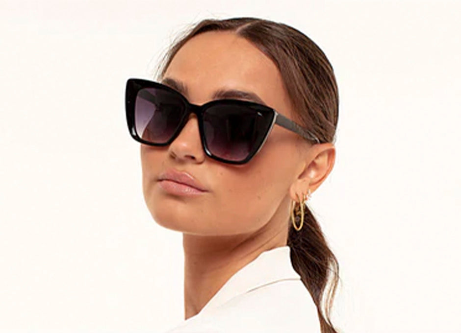 collectie-zonnebrillen-summer-strand-brillen-trendy-webshop-kopen-musthave