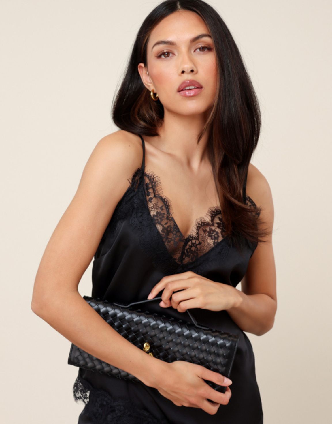 Zwarte Satijnen Schuine Kanten - Top