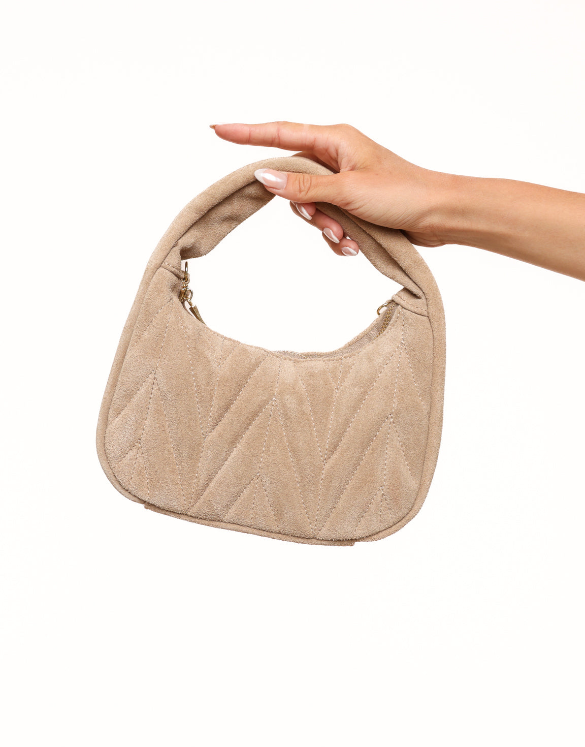 ACCESSOIRES-TAUPE-SUEDE-GEDETAILLEERDE-HANDTAS