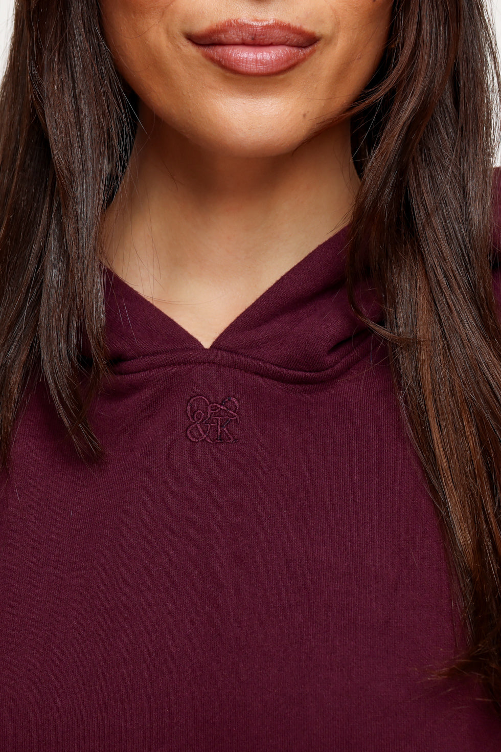 KLEDING-AUBERGINE-JOGGING-HOODIE-07