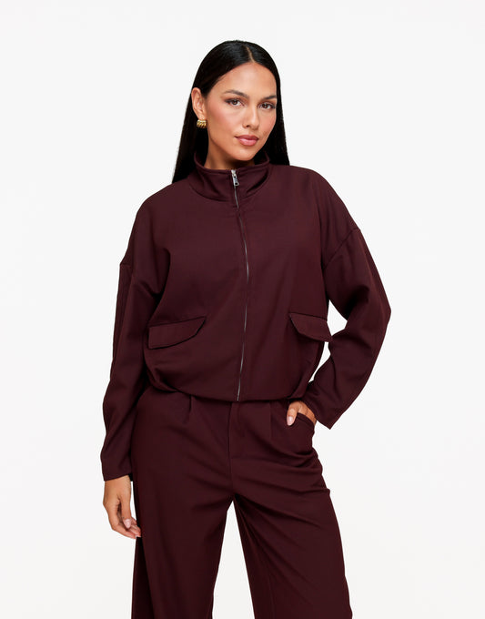 KLEDING-BURGUNDY-PUFFY-JASJE-BURGUNDY-PANTALON-VOORAANZICHT-02