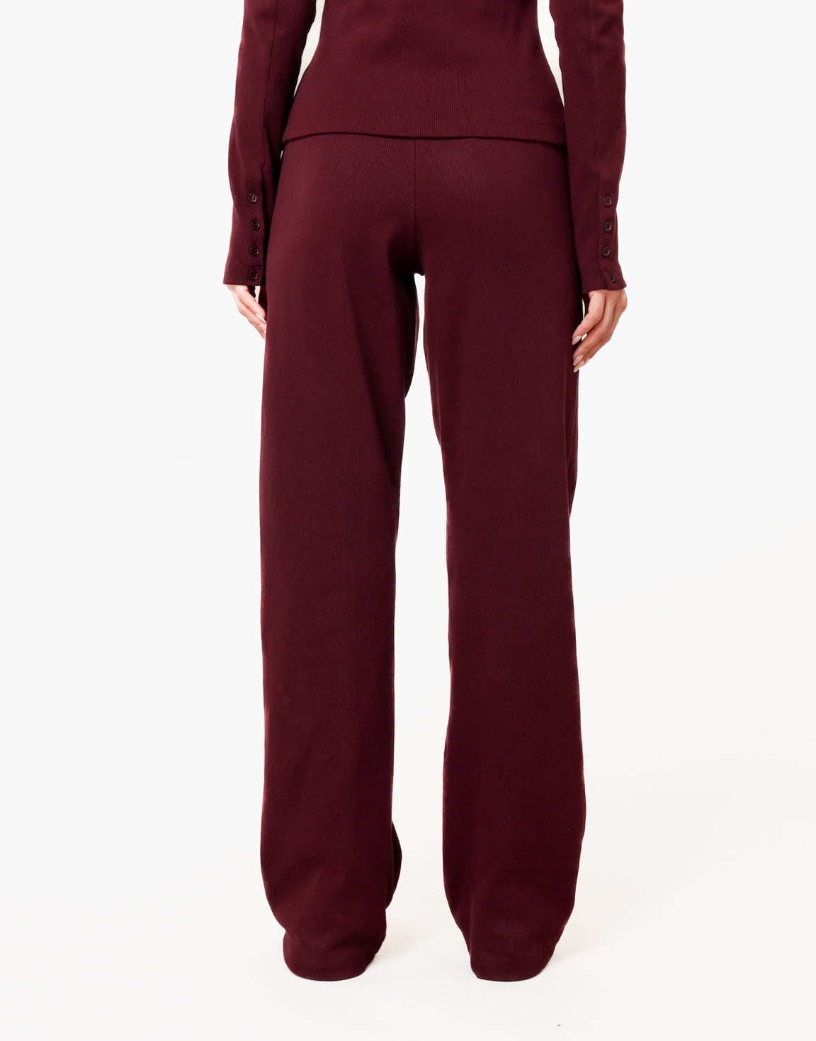 KLEDING-BURGUNDY-RIBBEL-LOUNGE-TOP-RIBBEL-LOUNGE-BROEK-13