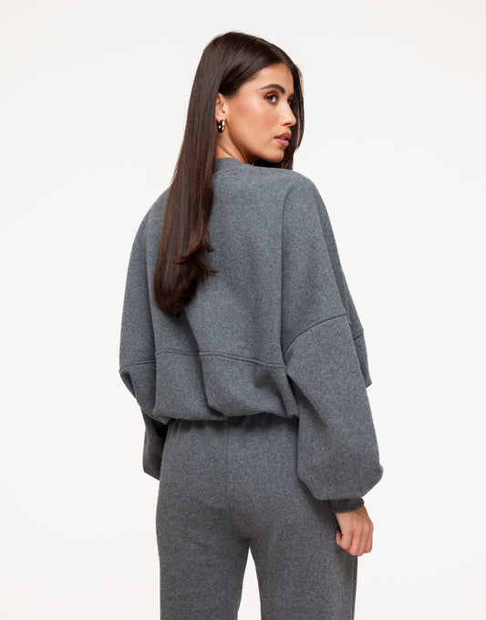 KLEDING-DONKERGRIJZE-BASIC-LANGE-MOUWEN-TOP-DONKERGRIJZE-JOGGING-VEST-05