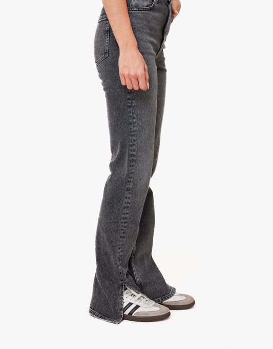 KLEDING-DONKERGRIJZE-WIJDE-TALL-PASVORM-01