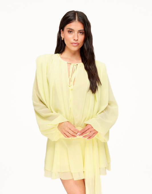 KLEDING-LICHTGELE-GEDRAPEERDE-LANGE-MOUWEN-JURK.-01