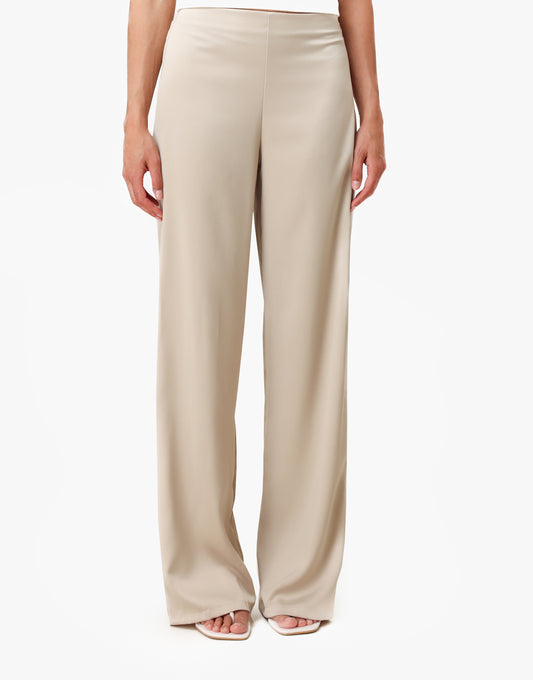 KLEDING-WEBSHOP-BEIGE-SATIJNEN-BROEK-01