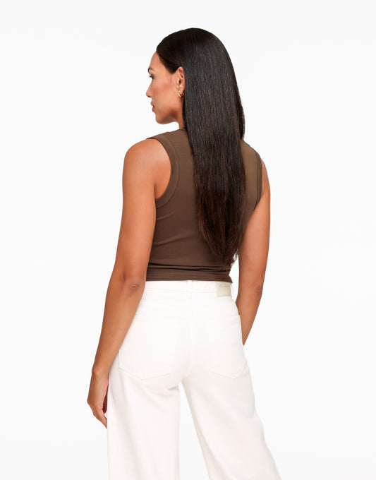 KLEDING-WEBSHOP-BRUINE-V-HALS-TANK-TOP-05