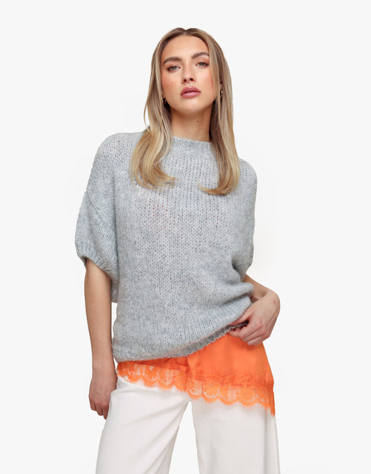 KLEDING-WEBSHOP-ORANJE-KANTEN-TOP-05_173ec4f2-9796-4cfa-b50e-2b62b0a352bb