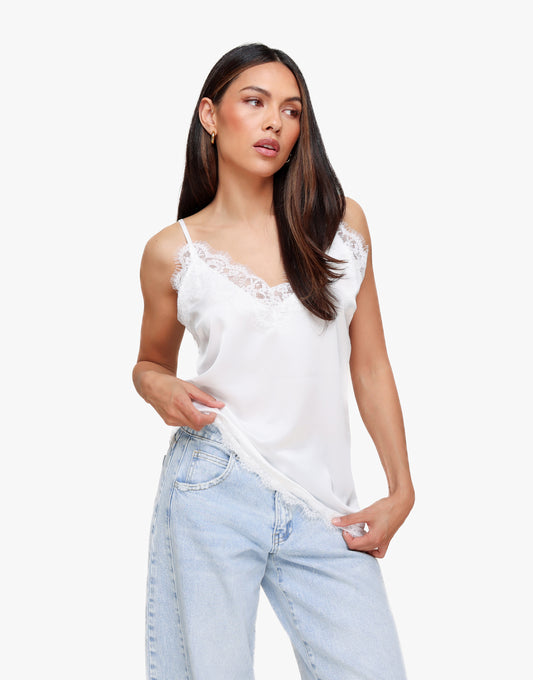 KLEDING-WEBSHOP-WITTE-SATIJNEN-SCHUINE-KANTEN-TOP-01