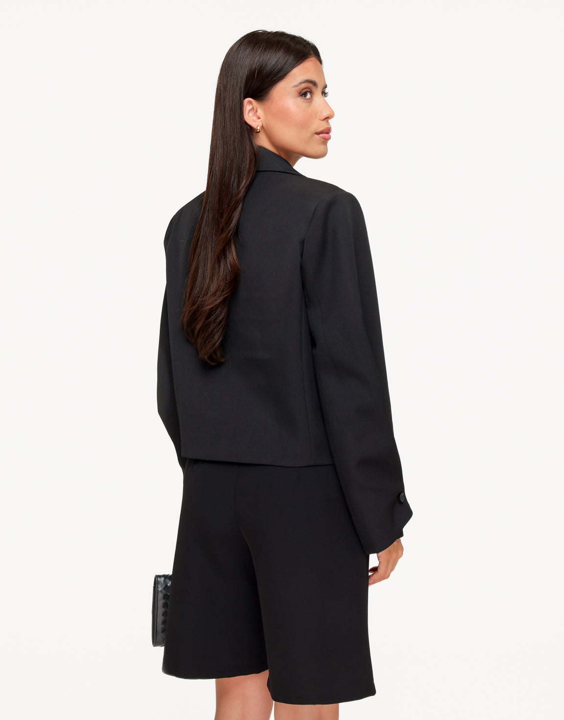 KLEDING-WEBSHOP-ZWARTE-CROPPED-OMGESLAGEN-MOUW-BLAZER-04