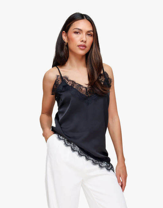 KLEDING-WEBSHOP-ZWARTE-SATIJNEN-SCHUINE-KANTEN-TOP-02