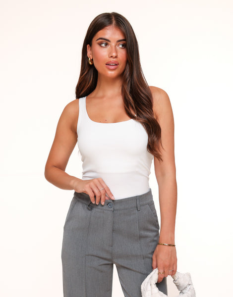 Basic witte top deals