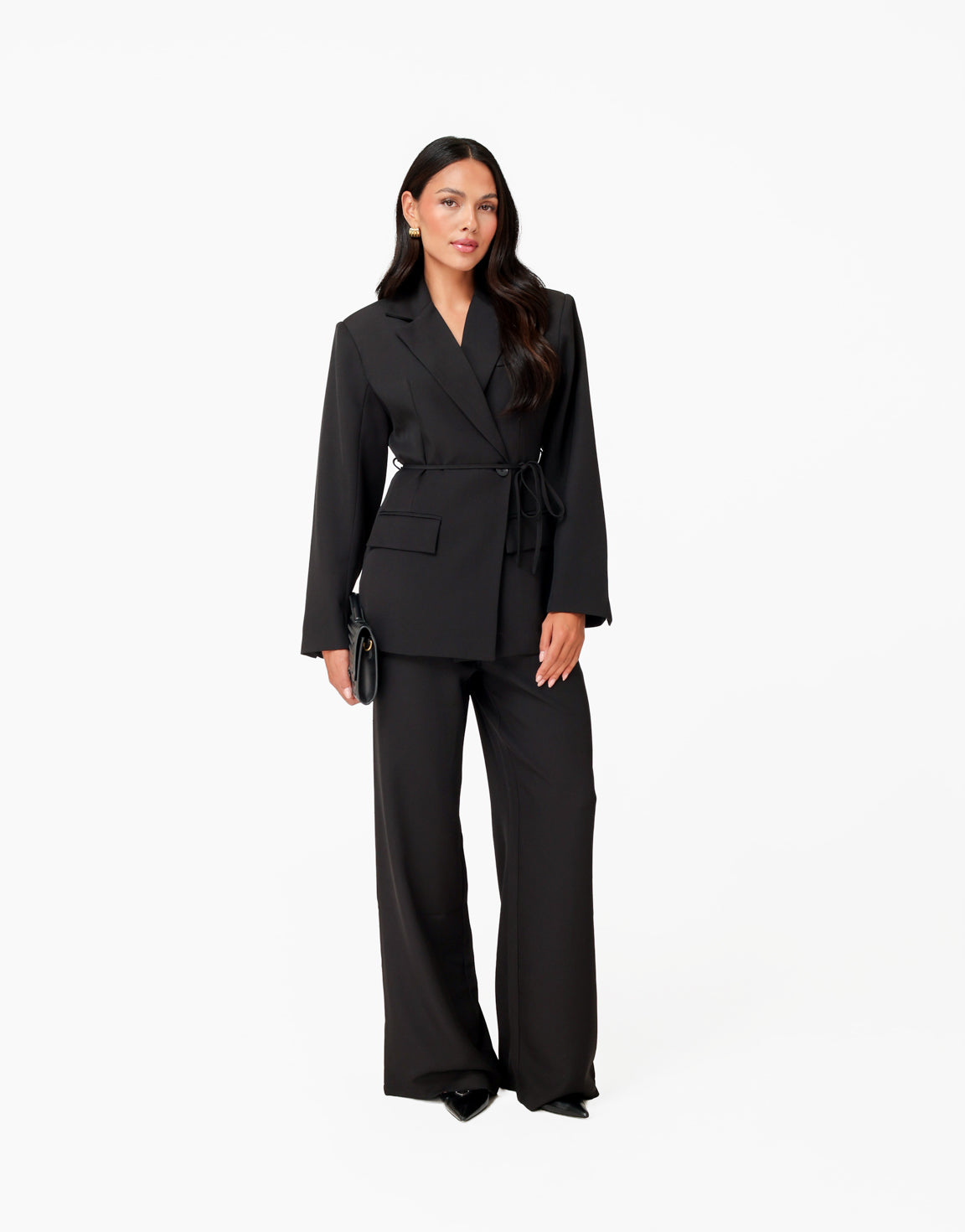 KLEDING-ZWARTE-CEINTUUR-BLAZER-PANTALON-VOORAANZICHT-02