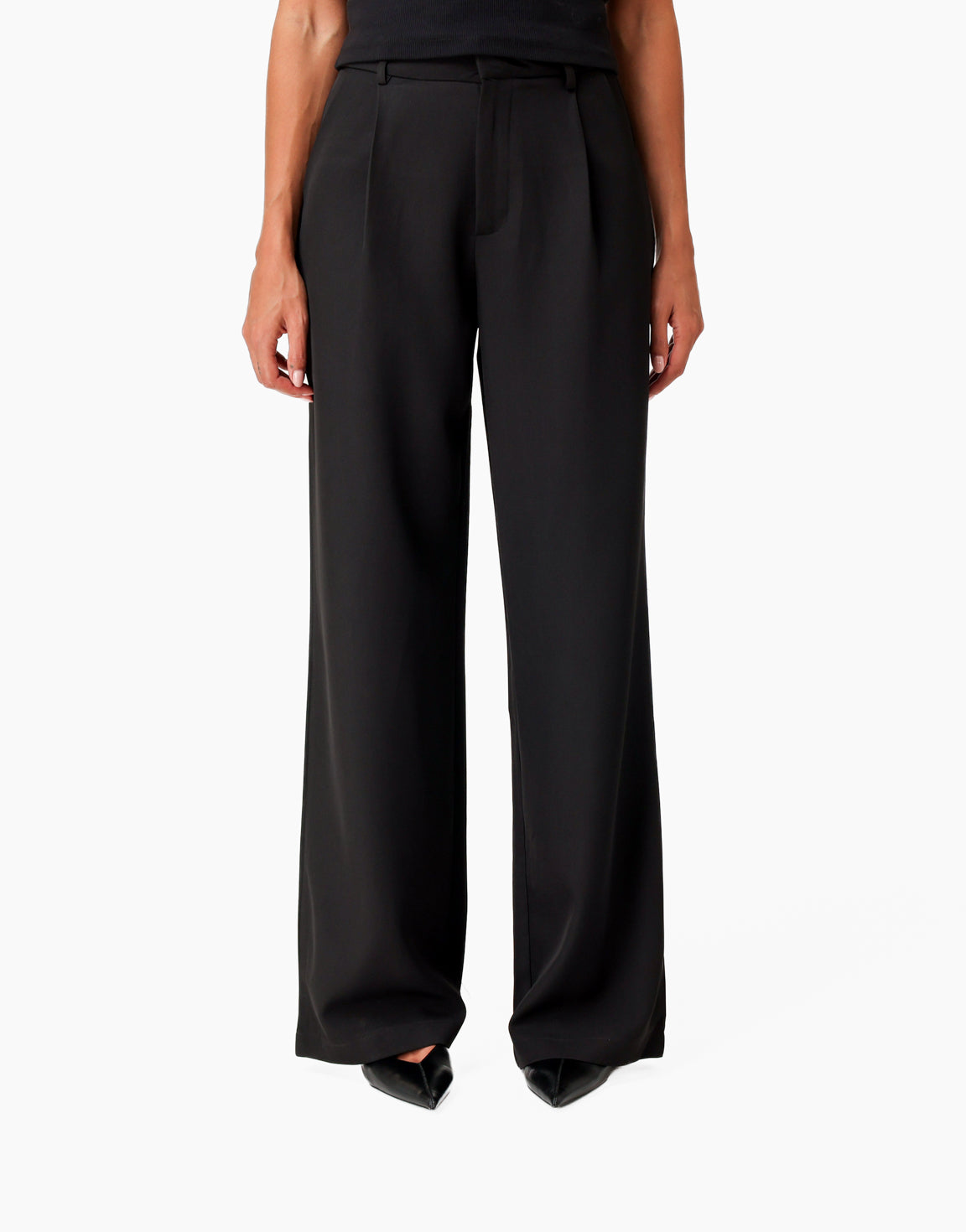 KLEDING-ZWARTE-WIJDE-PANTALON-VOORAANZICHT
