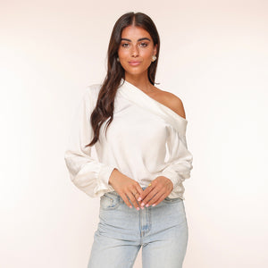 OLIVIA-KATE-NIEUW-KLEDING-COLLECTIE-MUSTHAVE-WIT-ONE-SHOULDER-TOP-SATIJN-PARTY