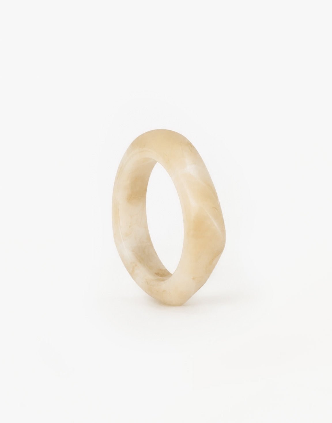 Beige Chunky Resin Bangle - Armband - Olivia & Kate