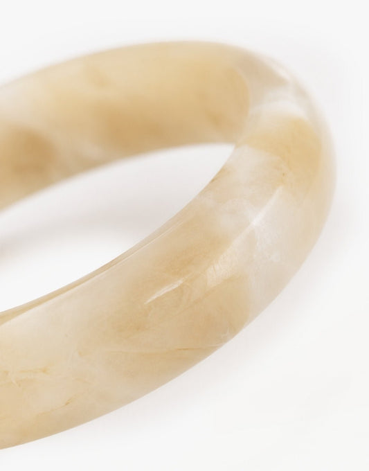 Beige Chunky Resin Bangle - Armband - Olivia & Kate