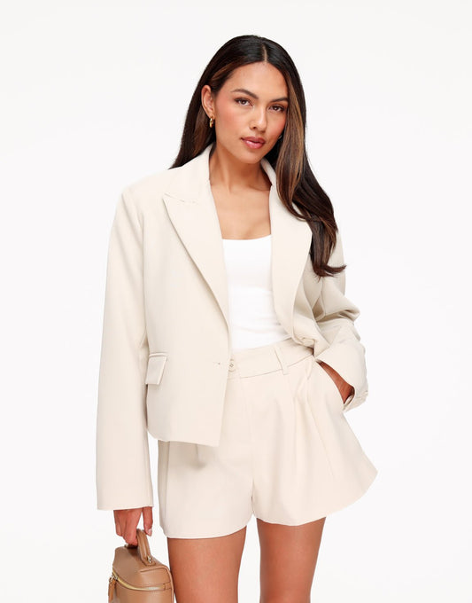 Beige Cropped Zak Detail - Set - Olivia & Kate