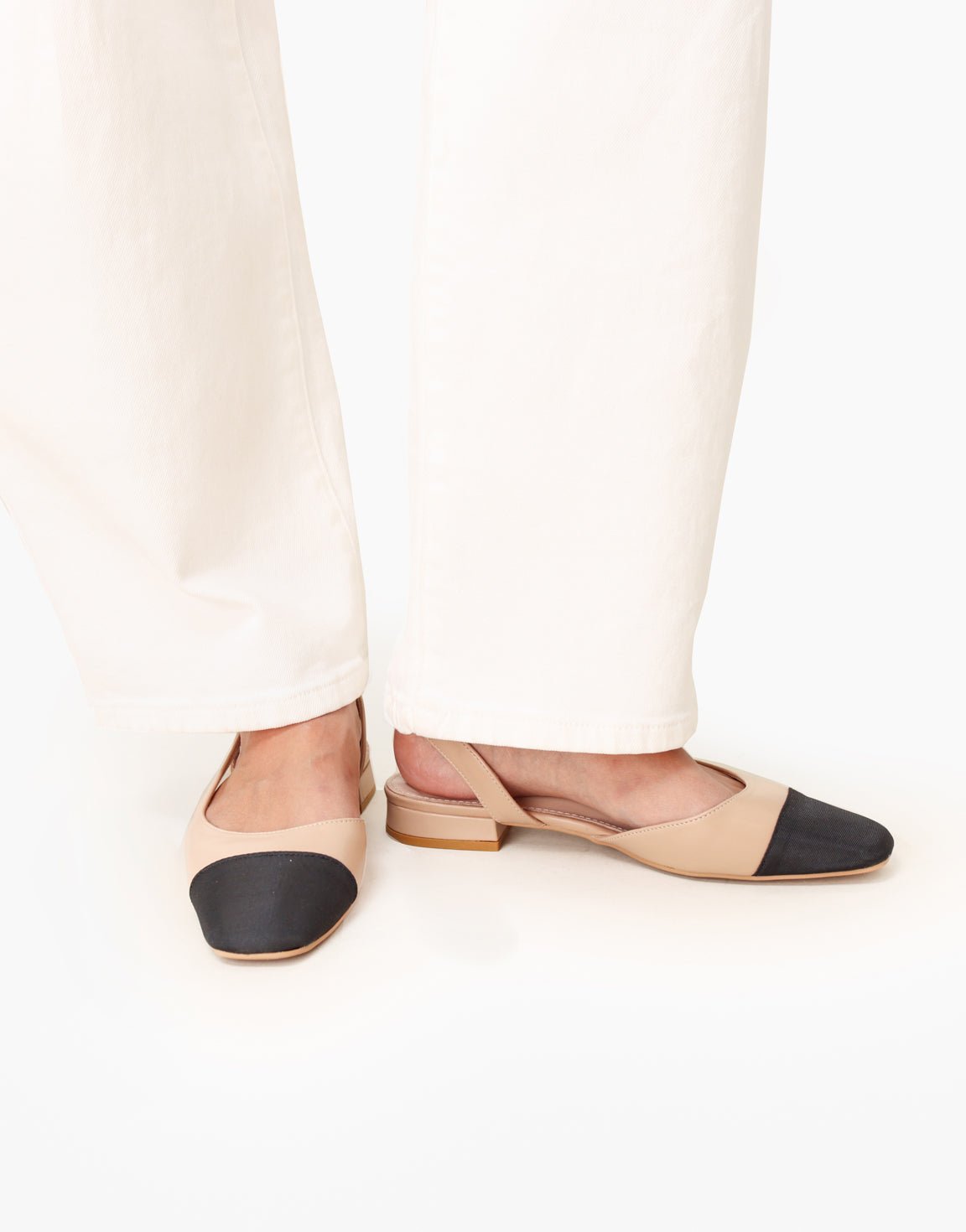 Beige Elegante Punt Ballerina's - Olivia & Kate