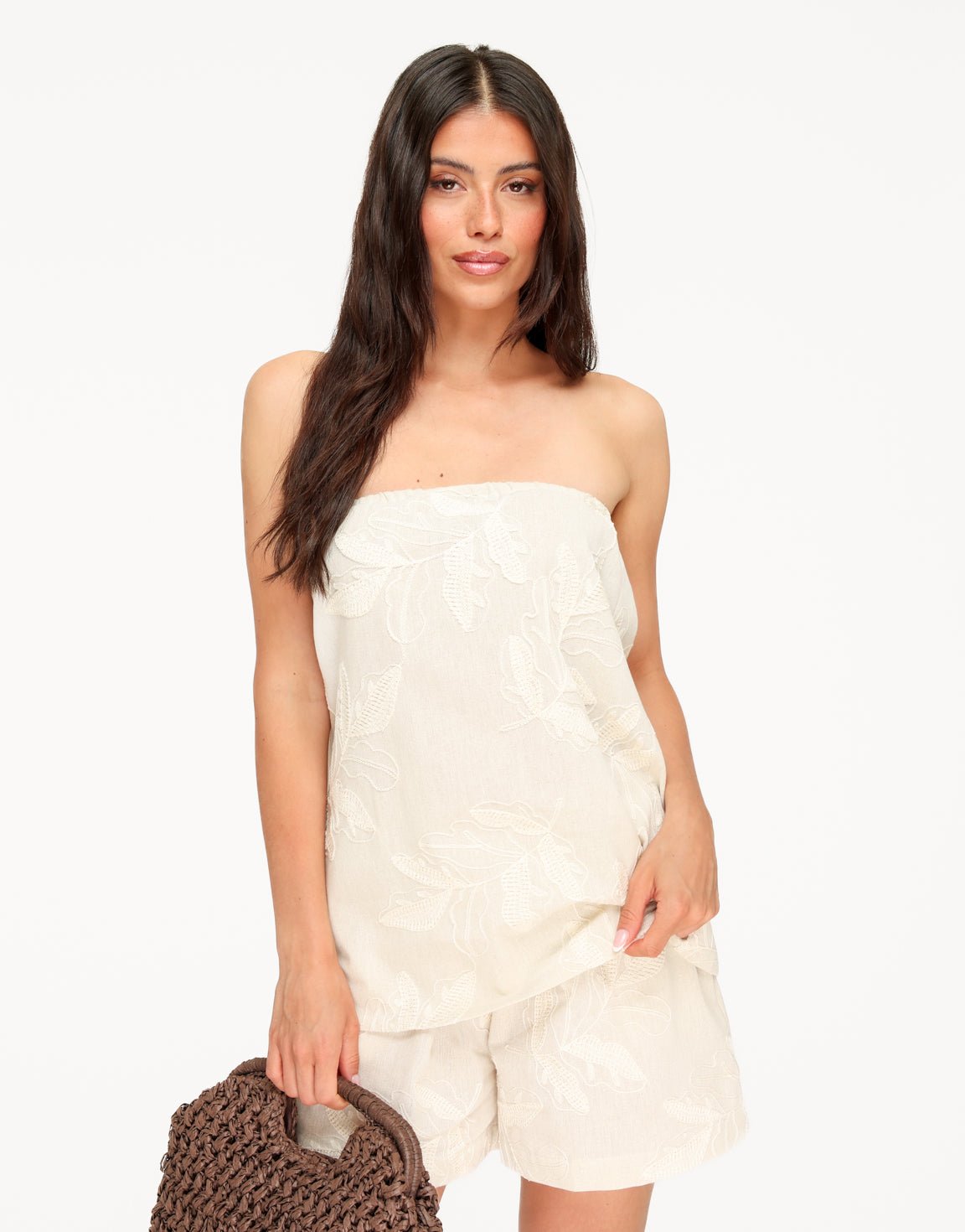 Beige Geborduurde Bloemen - Top - Olivia & Kate