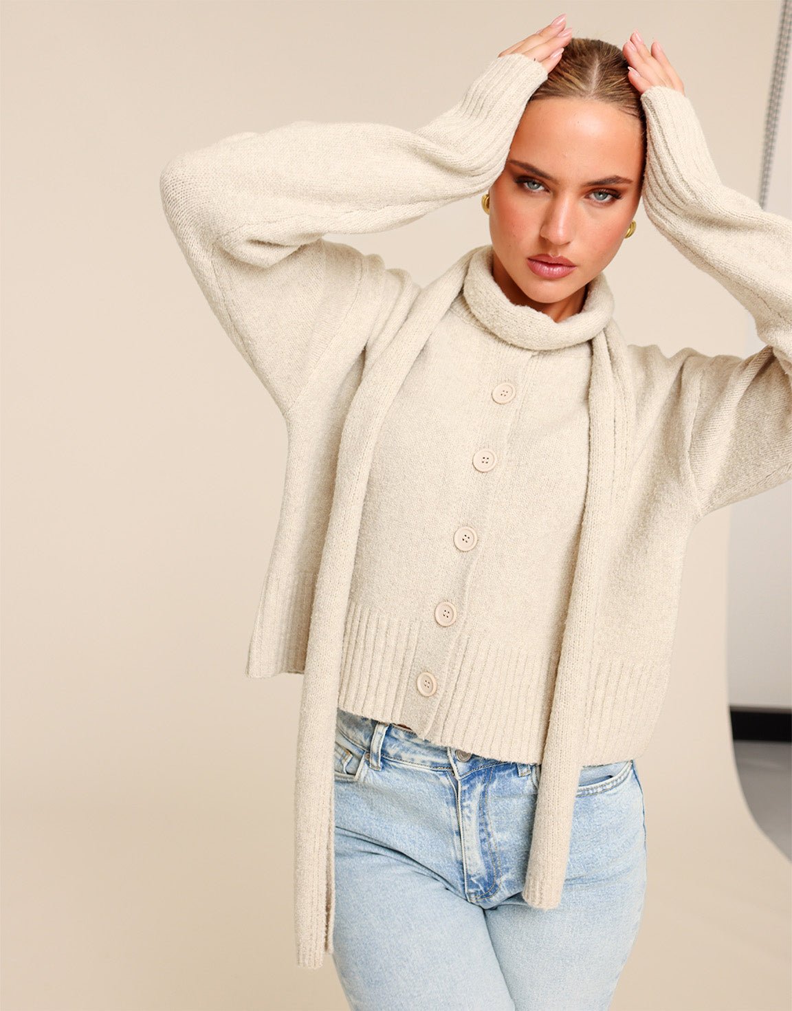 Beige Gebreide LS - Vest - Olivia & Kate