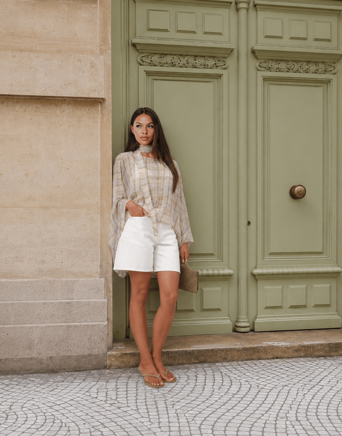 Beige Geruiten Schuine Hals - Top - Olivia & Kate