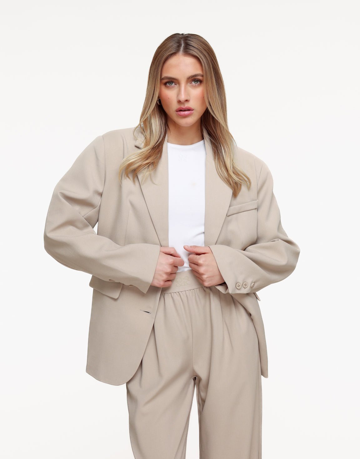 Beige Rechte O&K Detail - Blazer - Olivia & Kate