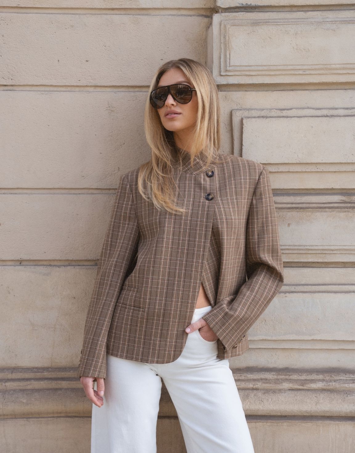 Beige Ruiten Hoge Knopen Split - Blazer - Olivia & Kate