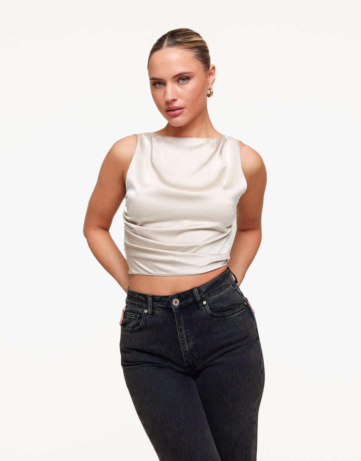 Beige Satijnen Open Rug - Top - Olivia & Kate