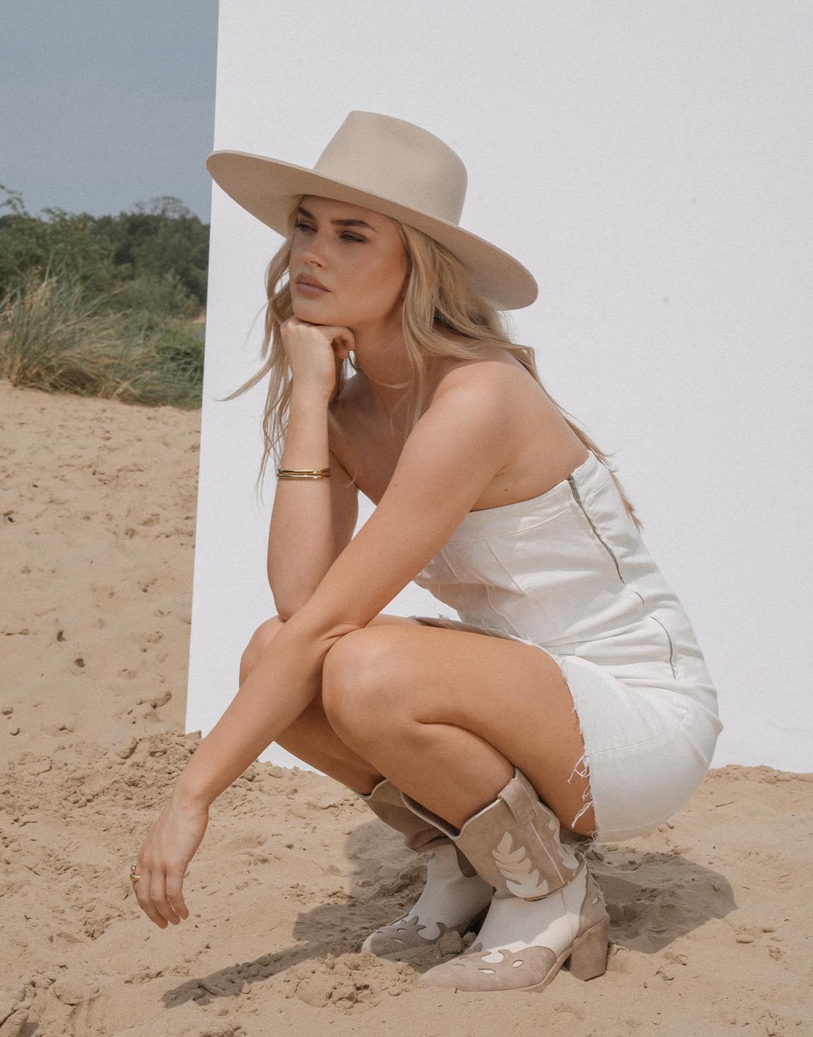 Beige Suede Detail Cowboy - Laarzen - Olivia & Kate