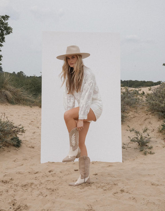 Beige Suede Detail Cowboy - Laarzen - Olivia & Kate