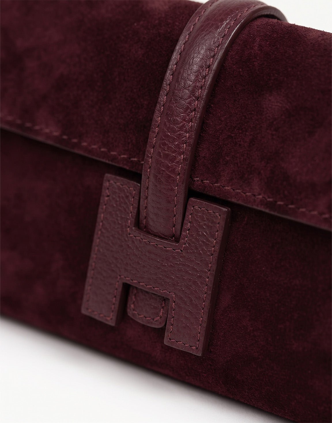 Bordeaux Suede Clutch - Tas - Olivia & Kate