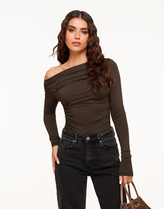 Bruine Gedrapeerde Off Shoulder - Top - Olivia & Kate