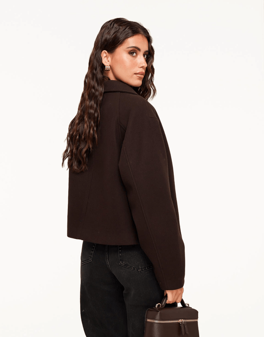 Bruine Korte Studio Coat - Jas - Olivia & Kate