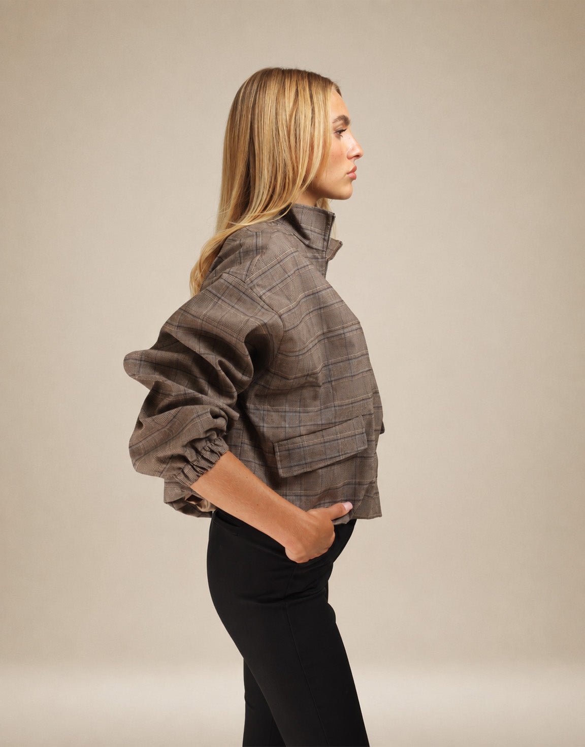 Bruine Luxe Geruiten Puffy Elastische Onderkant - Jas - Olivia & Kate
