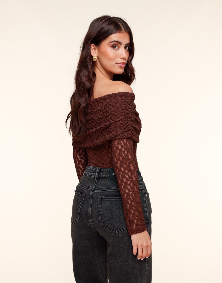 Bruine Omgeslagen Off Shoulder - Top - Olivia & Kate