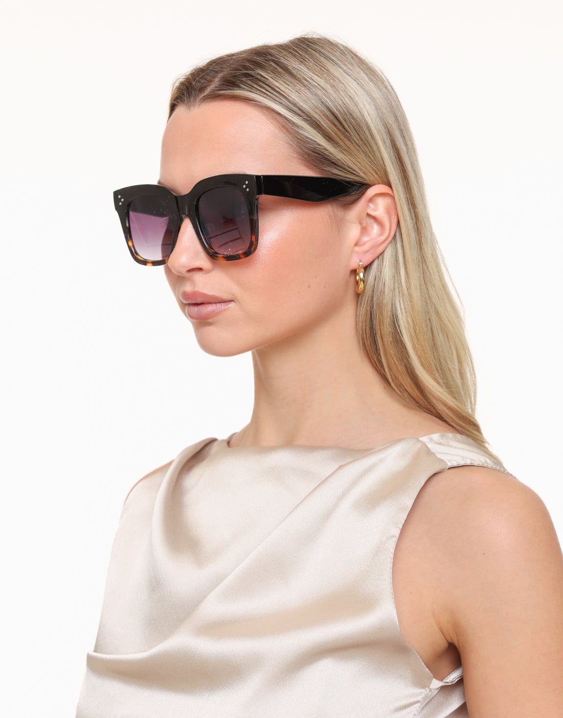 Bruine Vierkante Classic - Zonnebril - Olivia & Kate