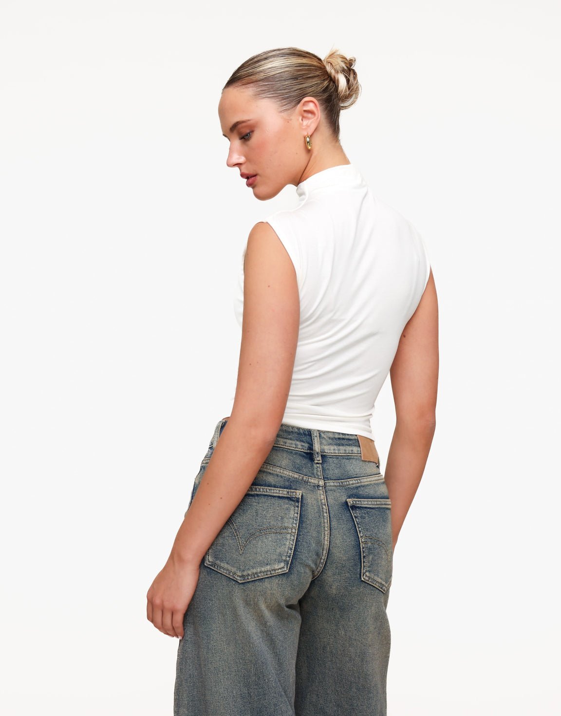 Creme Geplooide Col SS - Top - Olivia & Kate