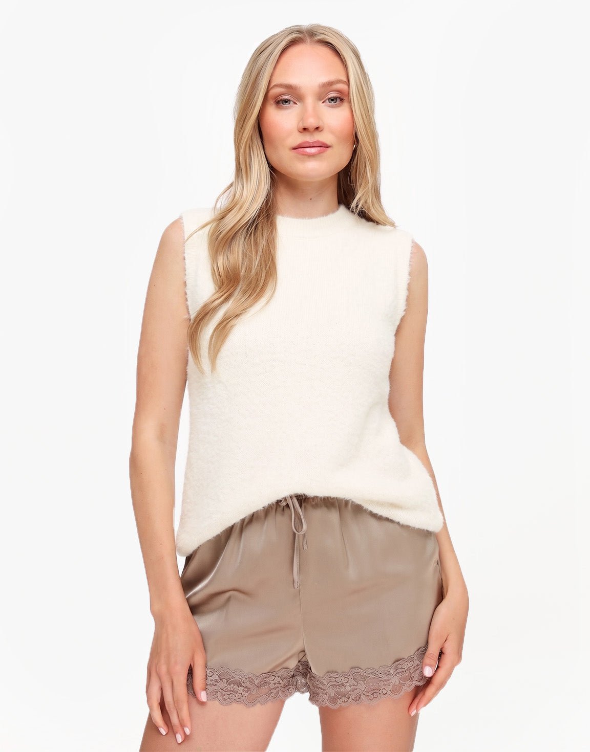 Creme Mouwloze Fluffy - Top - Olivia & Kate