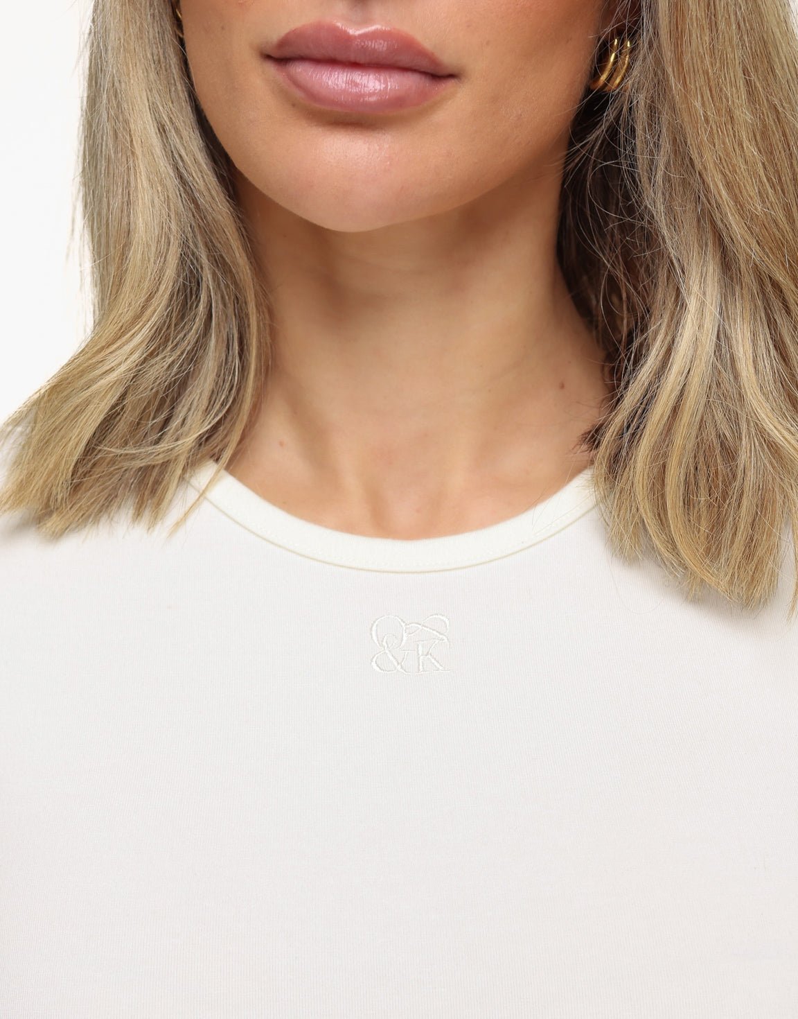 Creme O&K Basic SS - Top - Olivia & Kate