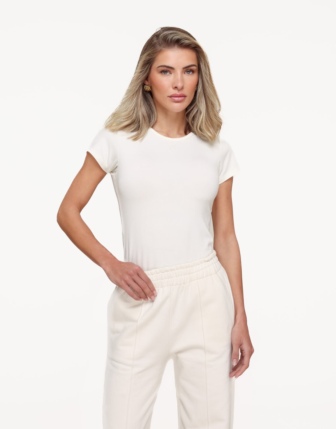 Creme O&K Basic SS - Top - Olivia & Kate