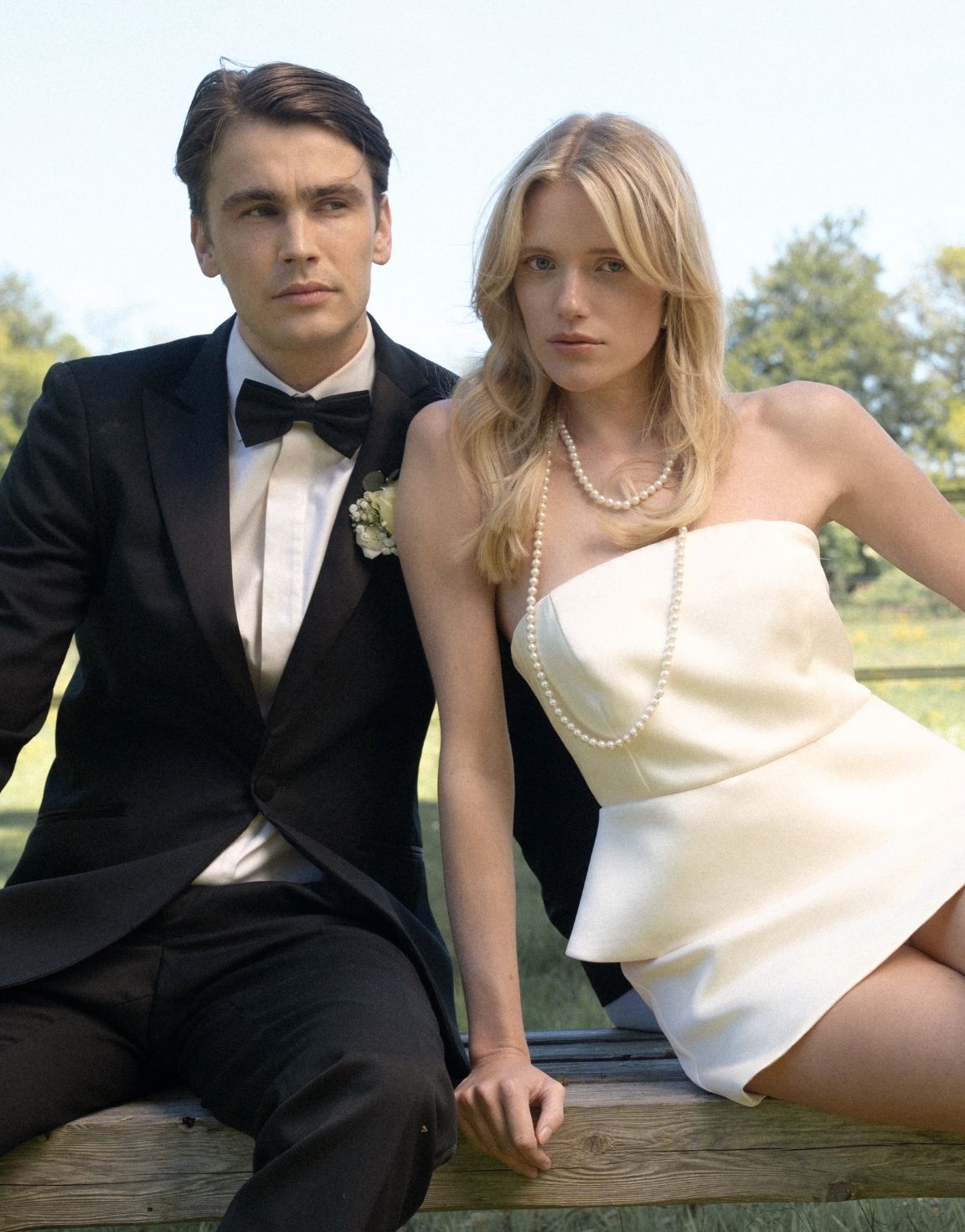 Creme Satijnen Strapless Peplum - Top - Olivia & Kate