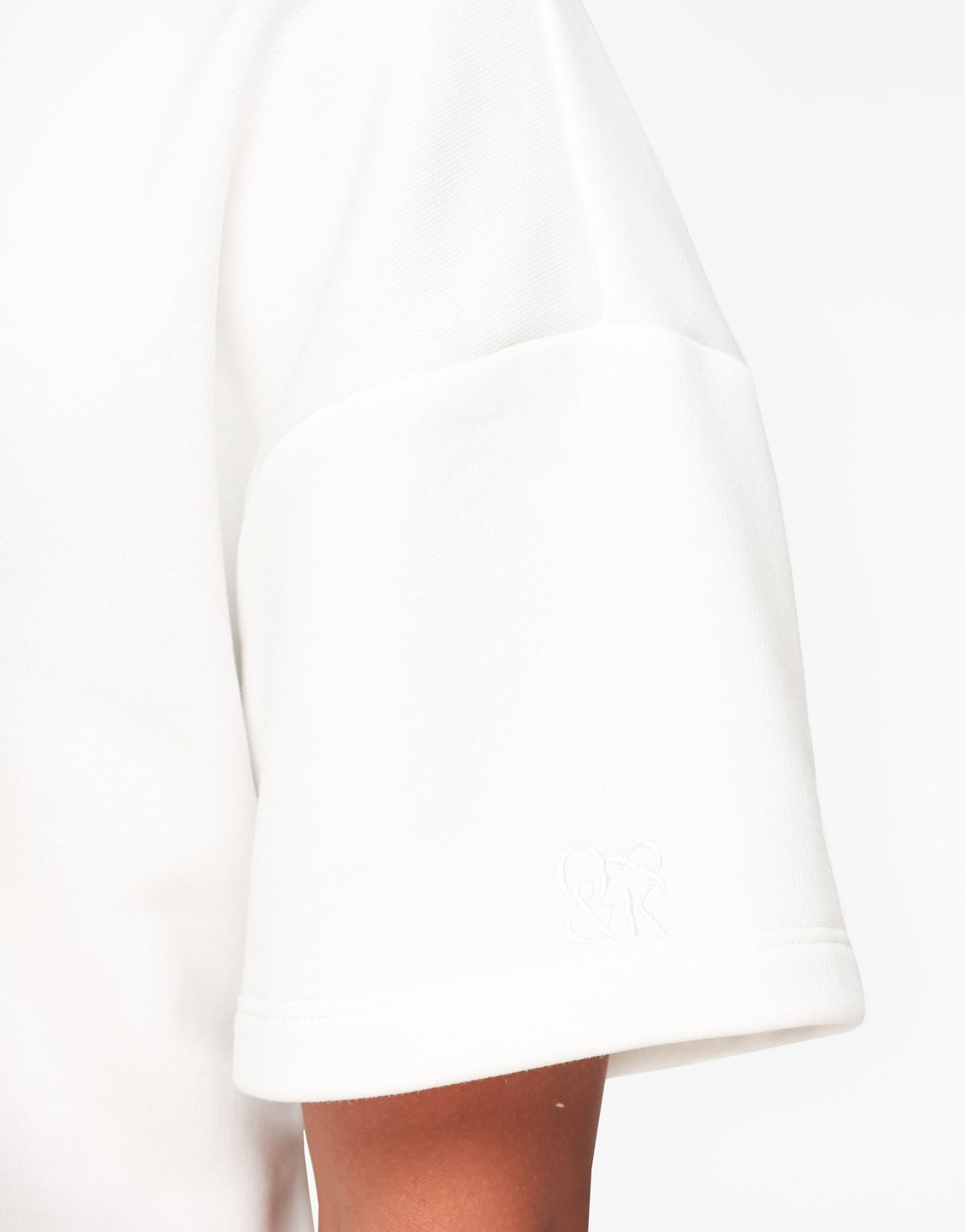 Creme The Sport Edit- T-Shirt - Olivia & Kate