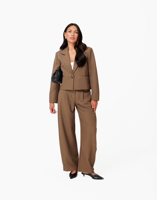 Donker Khaki Detail Cropped - Blazer - Olivia & Kate