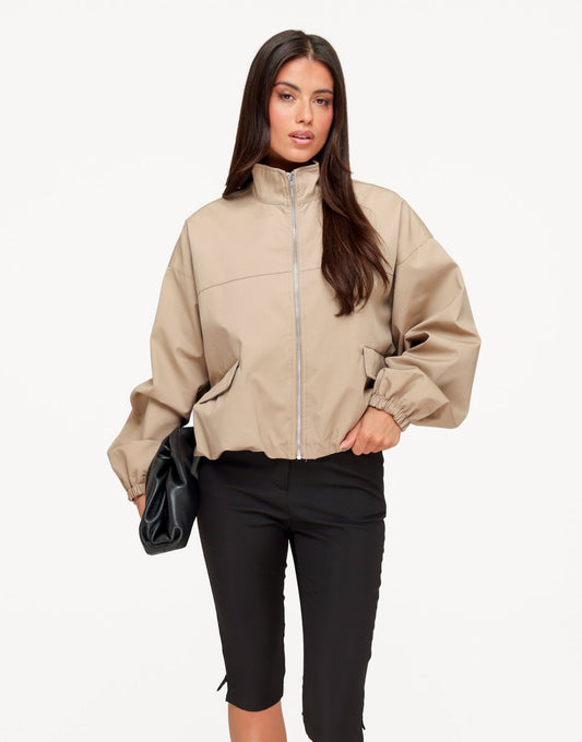 Donker Taupe Puffy Elastische Onderkant - Jas - Olivia & Kate
