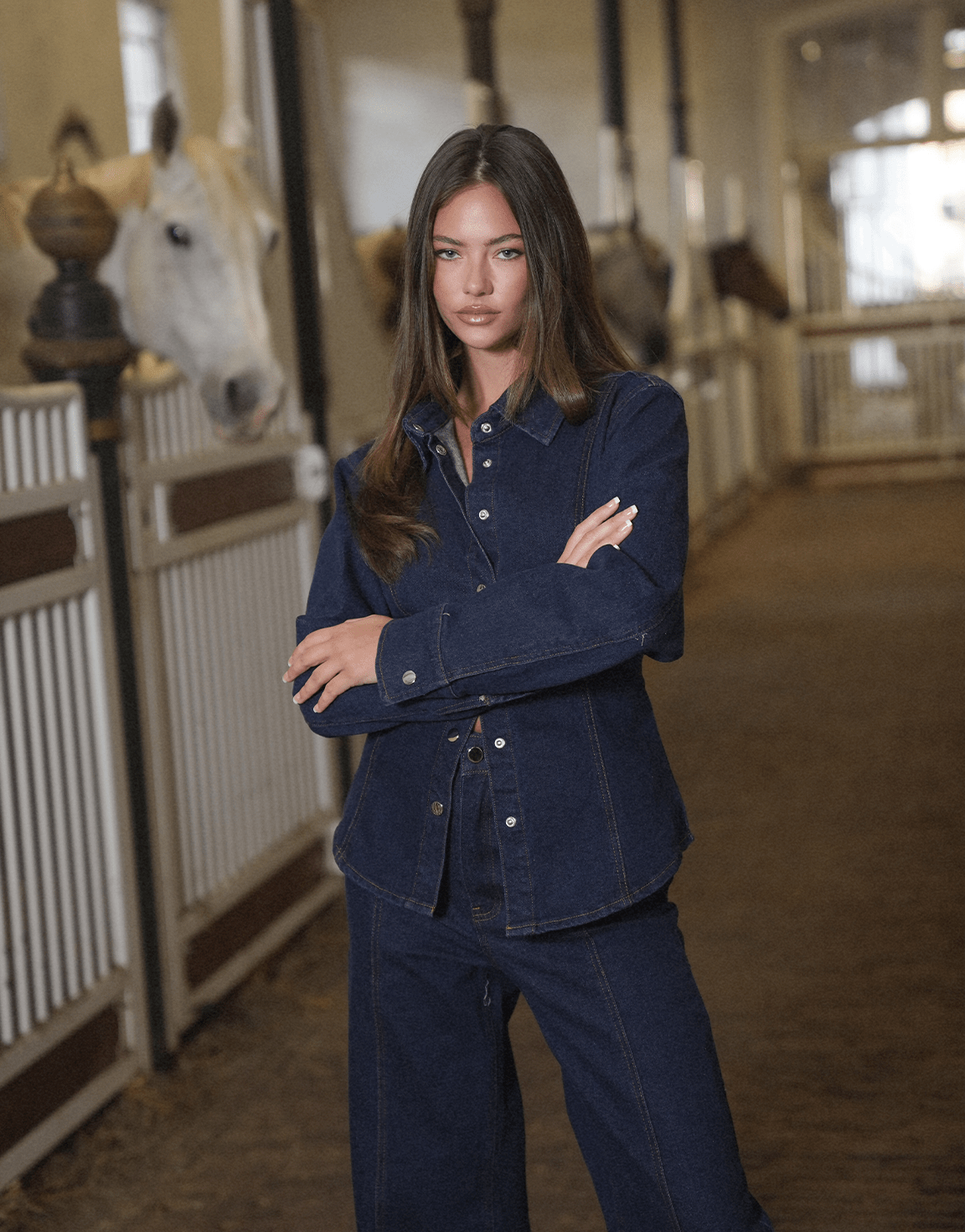 Donkerblauwe Gestikte Naden LS - Blouse - Olivia & Kate