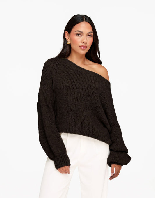 Donkerbruine Gebreide Wollen Off Shoulder - Trui - Olivia & Kate