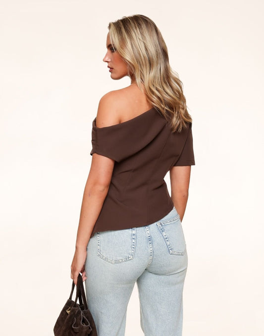 Donkerbruine Gedrapeerde Off Shoulder SS - Top - Olivia & Kate