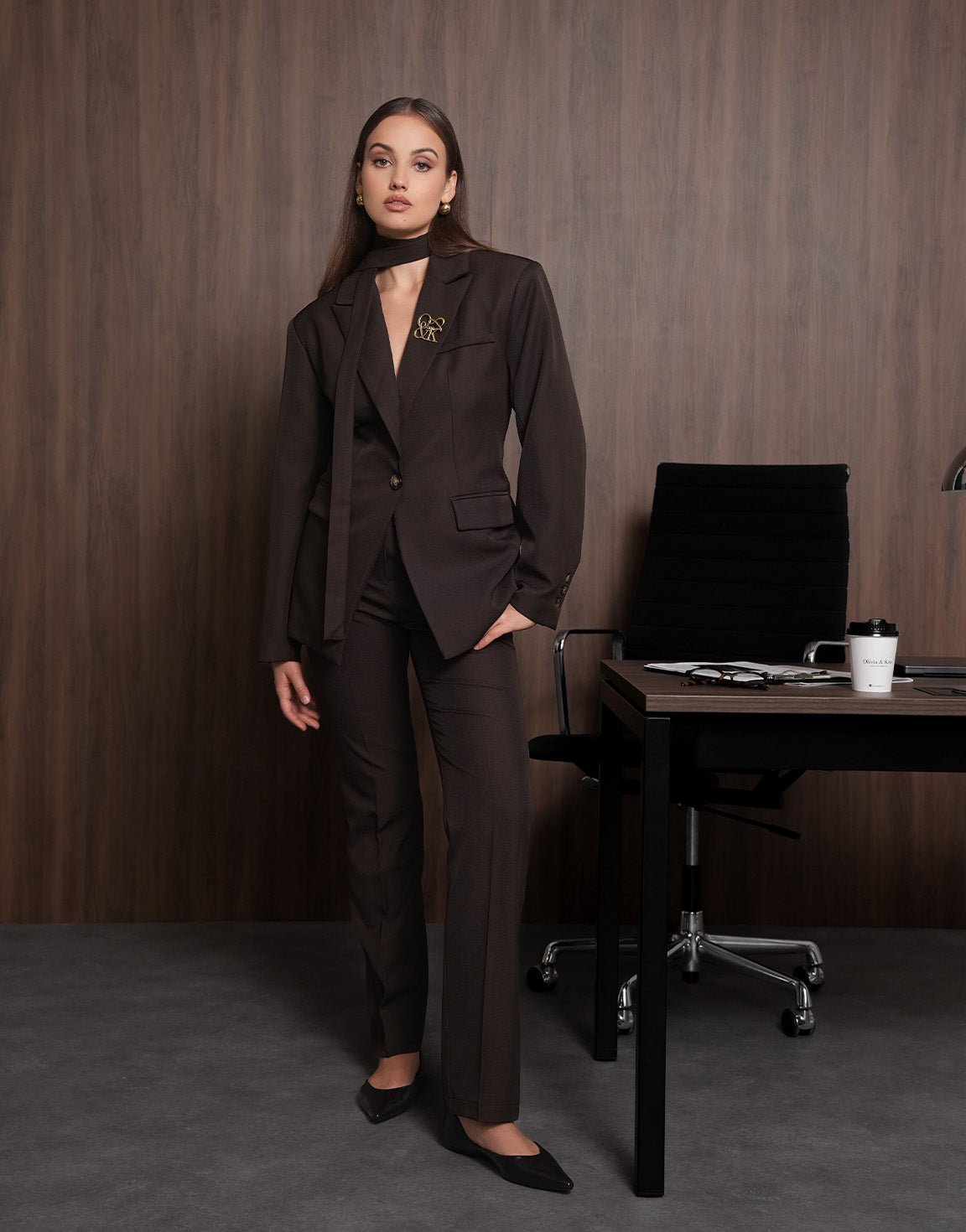 Donkerbruine Lange Fitted Classic - Pantalon - Olivia & Kate