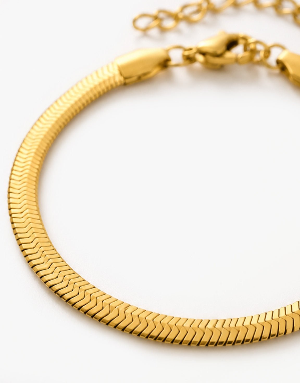 Gouden Brede Platte Schakel - Armband - Olivia & Kate